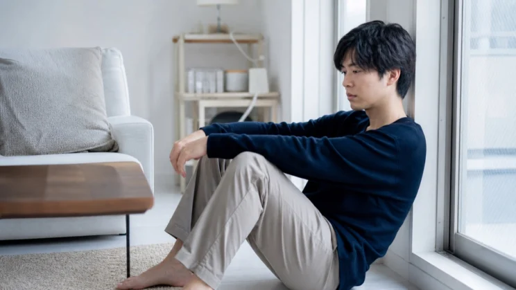 急いで元気になろうとせず、つらさを感じている自分をそのまま認めて構いません。