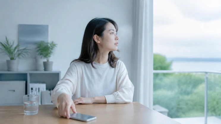 別の連絡手段を探さず、スマホをいったん置くことも相手と自分の境界線を守る行動です。